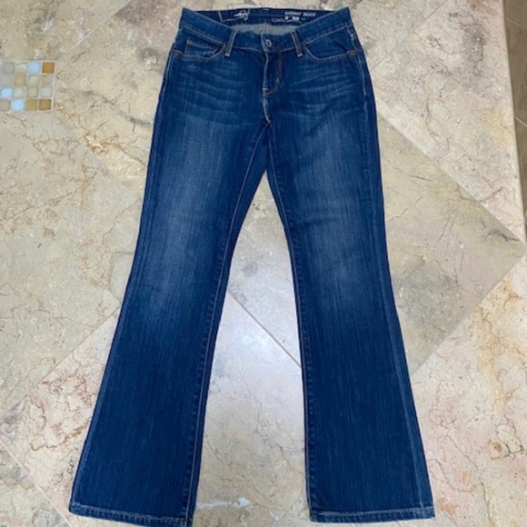 Levi's Jeans - Skinny Boot Cut - Picture 2 of 6